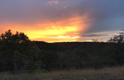 Fredericksburg Bed & Breakfast | Walnut Canyon Cabins