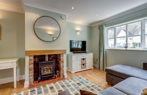 Evenley House | Walnut Cottage