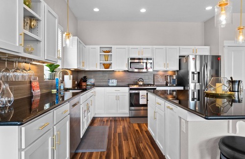 McNeil House | Walnut Creek Poolside Paradise - Near The Domain