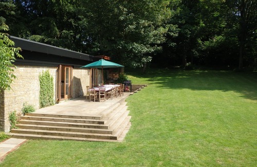 Patrixbourne House | ★Walnut Tree Cottage★ Huge garden+village setting+near Canterbury+dog friendly
