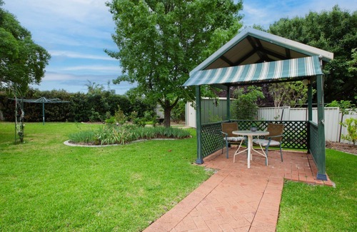 Hillvue House | Waltzing Matilda - Hillvue