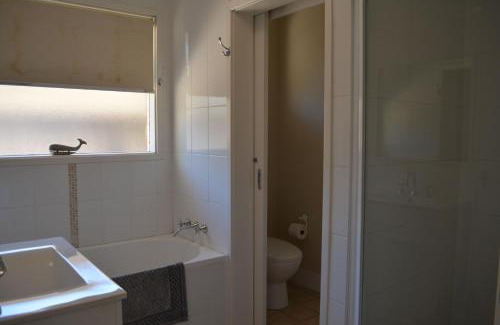 Salamander Bay House | Wanda Magic beautiful water front house