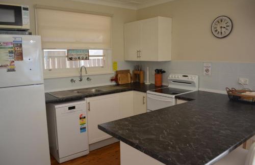 Salamander Bay House | Wanda Magic beautiful water front house