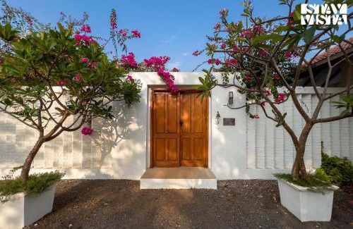 Alibaug Villa | Wander Beyond by StayVista - Featuring a Bali-themed abode and a refreshing swimming pool