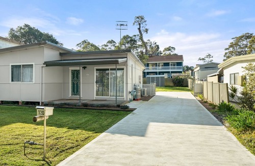 Sanctuary Point House | Wanderer by Experience Jervis Bay