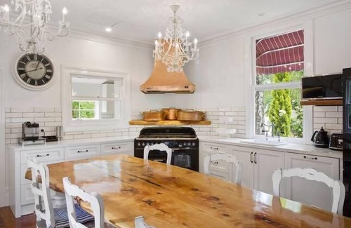 Gruyere House | Wandin Park Estate - Unique in every way