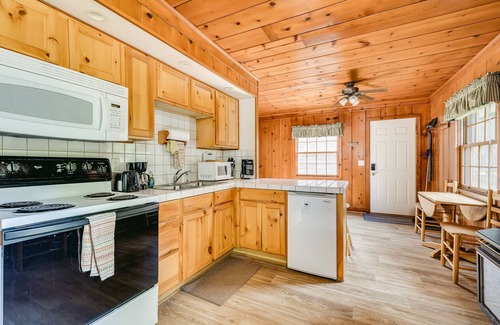 Taylors Falls Cabin | Wannigan Point Cabin #3