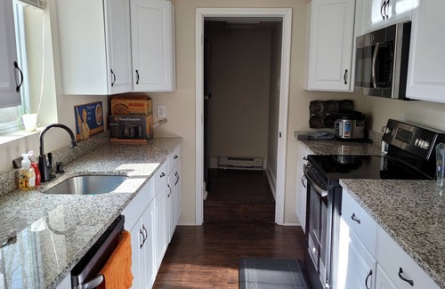 Pasadena House | Want to get away? Staying with us. Very relaxing.