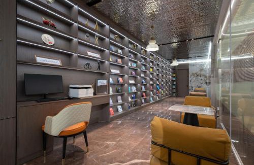 Kaifeng Hotel | Ward Hotel, Hualiancheng Branch, Lankao Station Road
