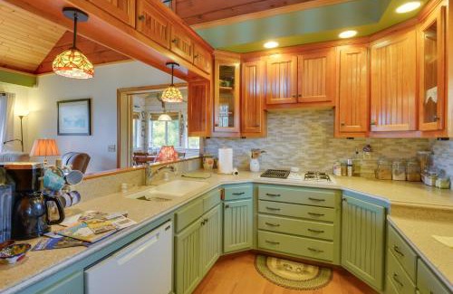 Fishers Landing House | Warm and Cozy Clayton Cabin Near St Lawrence River!