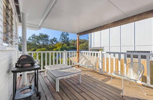 Gympie House | Warm and Cozy Cottage House