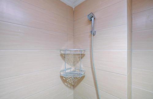 Depok Apartment | Warm and Cozy Studio Apartment at Margonda Residence 5 By Travelio