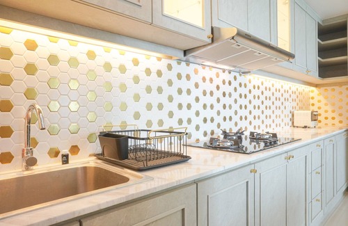Kelapa Gading Timur Apartment | Warm And Elegant 2Br At The Kensington Royal Suites Apartment