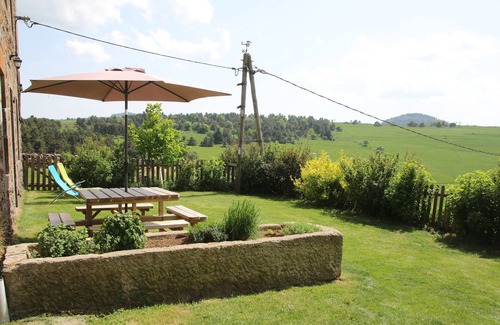 Moudeyres House | Warm and spacious mountain cottage for 4 to 6 people