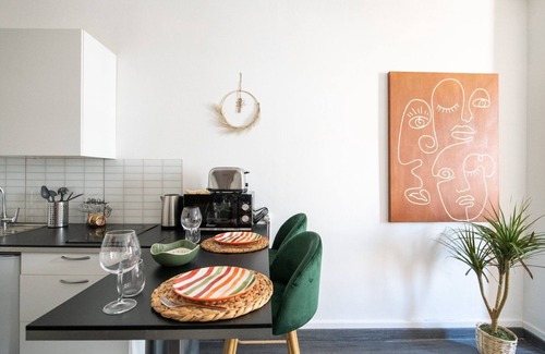 Charpennes - Charmettes Apartment | Warm & cosy, close to metro station A Charpennes