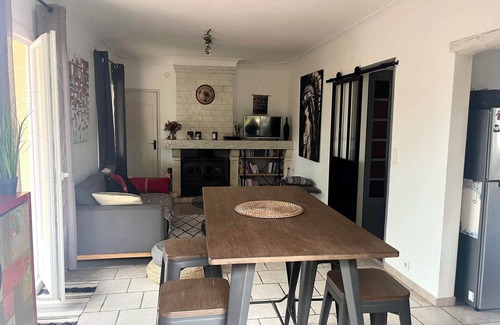 Fontvieille House | Warm house in the heart of Provence