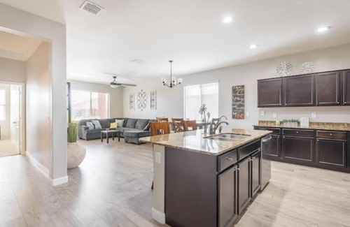 Sonoran Vista House | Warm welcoming home!