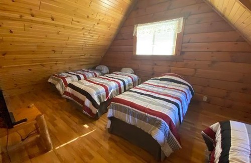 Warrens House | Warrens Cabin