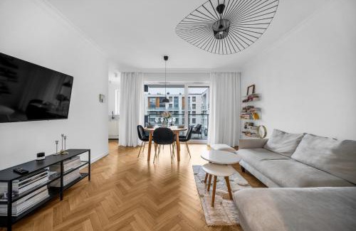 Zoliborz Apartment | Warsaw Żoliborz - Parking & Two Balconies - by Rentujemy