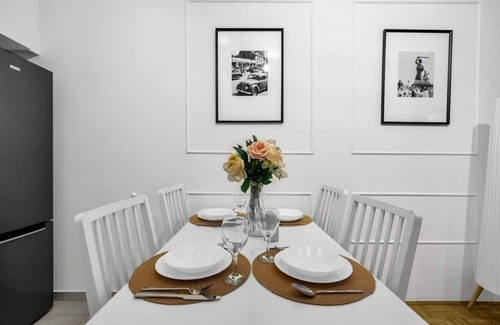 Nowa Praga Apartment | Warsaw Praga Apt - Parking, Tram&Shops nearby - by Rentujemy