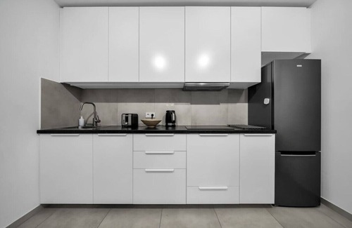 Nowa Praga Apartment | Warsaw Praga Apt - Parking, Tram&Shops nearby - by Rentujemy