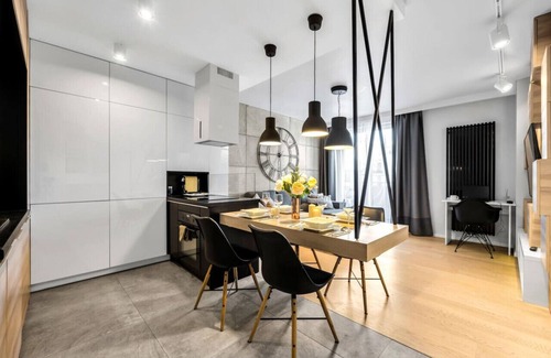 Powazki Apartment | Warsaw Wola Apartment - Parking, Balcony, Workdesk - by Rentujemy