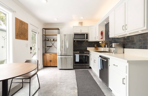 North Long Beach House | Washington Bungalow with Private Garden Patio