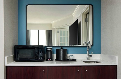 Herndon Hotel | Washington Dulles Marriott Suites