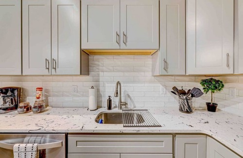Stroudsburg Apartment | Washington303 · Luxury Industrial Style King SuiteB- Shawnee Mtn!