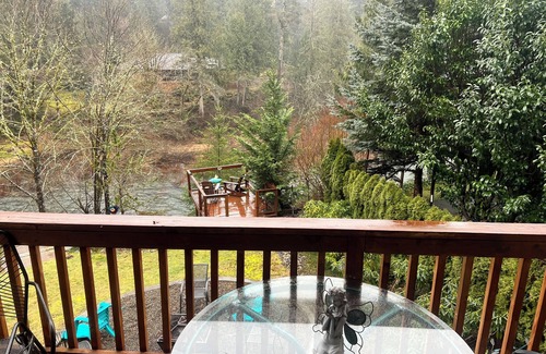 Washougal Apartment | Washougal River Front Apt. Pets OKnClose to Columbia Gorge, close to PDX