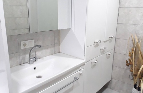 Bakırkoy Apartment | Watch Video! Perfect for Families, Kids !Contactless Apartment Pivate Entrance!