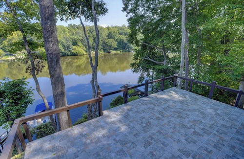 Manassas Cabin | Water Front Spectacular! 40min from Washington DC - 10 Minutes from Manassas