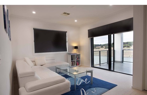 Nangkita House | Water Frontage - Beautiful Sunrise in Hindmarsh Island