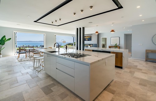 The Mesa House | Water's Edge - Modern Cliffside Luxury in Santa Barbara