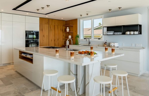 The Mesa House | Water's Edge - Modern Cliffside Luxury in Santa Barbara