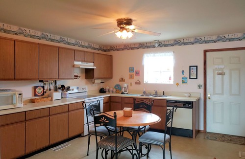Deep Hole House | Water's Edge - Water Front/Access - Townhouse with community pier, NO LINENS