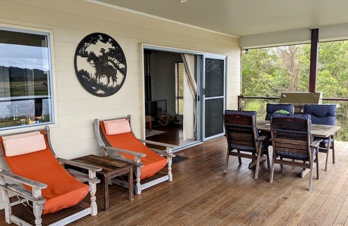 Yandina Creek Cottage | Water View Country Cottage- A little bit of Country so close to the Beach!