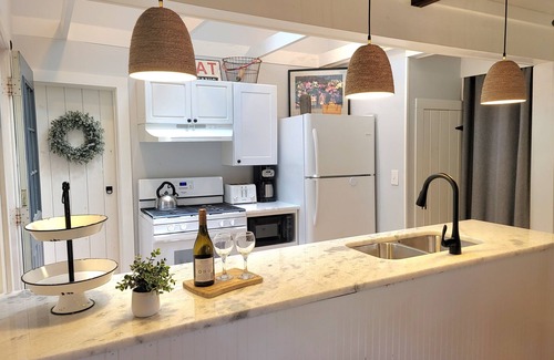 Oak Bluffs House | Water View Oasis 1 mi from Oak Bluffs 10 min Walk to Beach