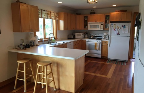 Aquinnah House | Water-view Vacation Home in the Heart of Aquinnah
