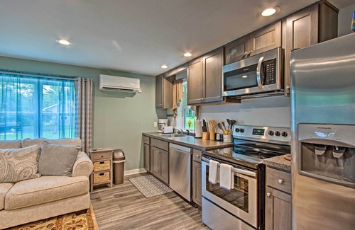 Brodheadsville Cottage | Water Views: 'The Overlook Home' in Brodheadsville