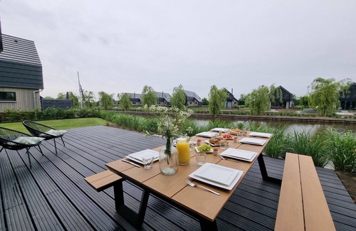 Balk House | Water Villa in Balk with Private Jetty