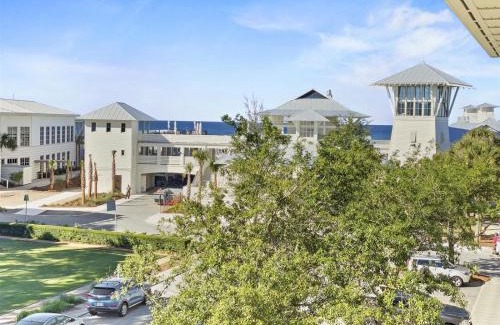 Beach District House | Watercolor - 4 WC Blvd #202