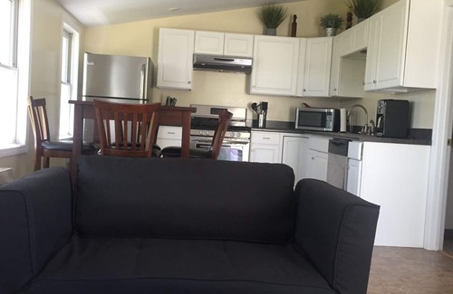 Bath House | Waterfront 1 bedroom guest house with full bathroom/laundry and full kitchen.