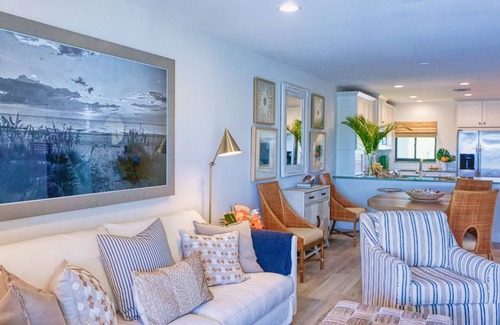 Pass-a-Grille Condo | Waterfront 2 Bed, 2 Bath Condo in Pass-a-Grille Pool~Boat Dock Option