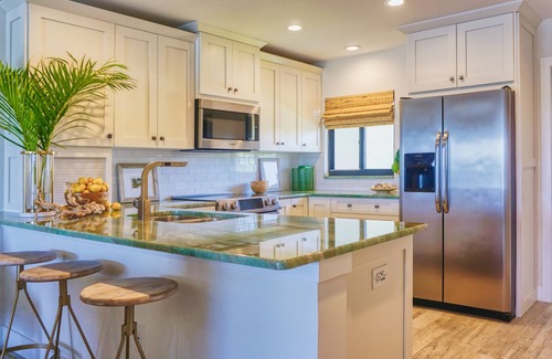 Pass-a-Grille Condo | Waterfront 2 Bed, 2 Bath Condo in Pass-a-Grille Pool~Boat Dock Option