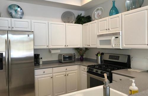 McCormick Ranch House | Waterfront-2nd Flr-3br-fireworks-private-gated