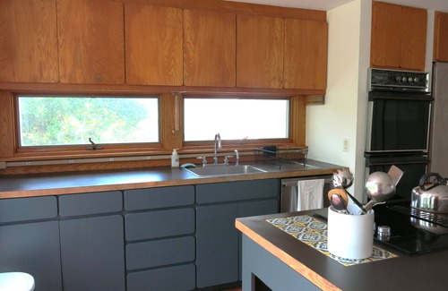 Chilmark House | Waterfront, 4-bed/4-bath Contemporary on Menemsha Pond with Private Beach & A/C