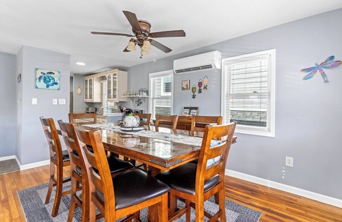 Berlin House | Waterfront 4BR w/Dock & Kids’ Rec Room