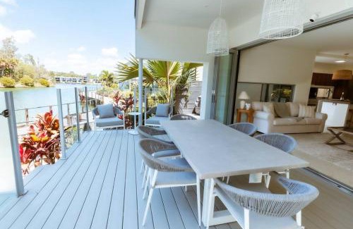 Maroochydore House | Waterfront at Serenity