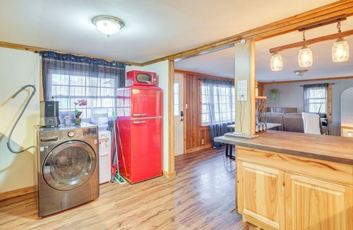 Mozier Cabin | Waterfront Cabin: Tranquil Setting in Mozier!
